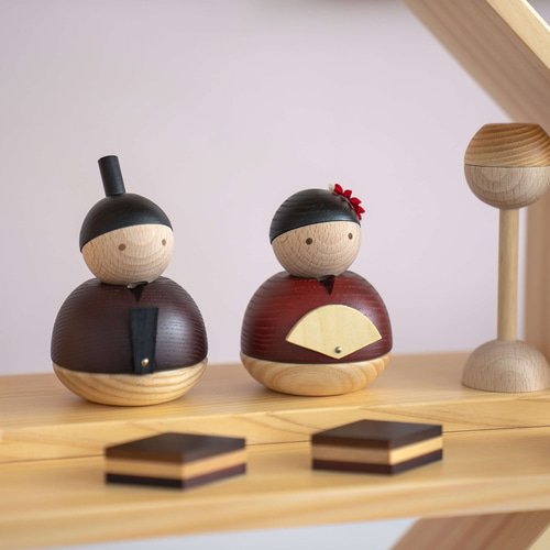 ことの木製ひな人形｜親王飾り八角B(0303)｜コンパクトな木製雛人形