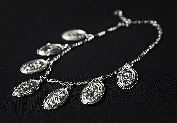 黒執事 葬儀屋 (アンダーテイカー) シルバーブレスレット 10月27日 発売!