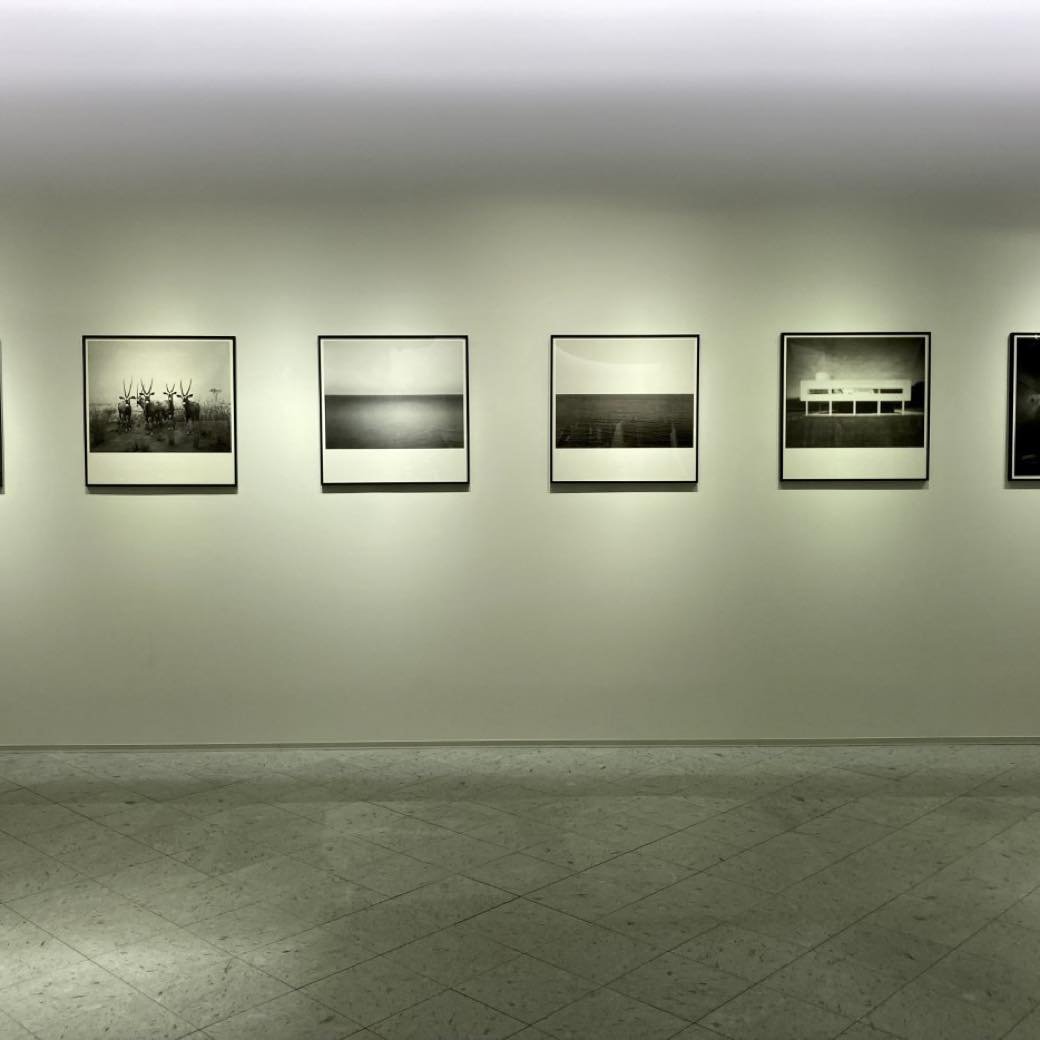 ヴィンテージポスターの展示会が六本木で開催。現代美術作家・杉本博司