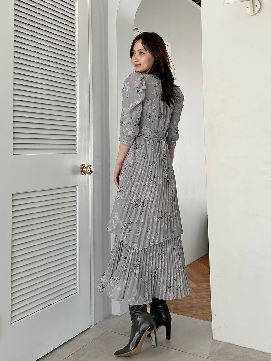 Sustainableプリーツプリントワンピース(マキシ・ロングワンピース