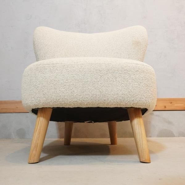 unico(ウニコ)のPUUK(プーク)ラウンジチェアです。ぷっくりとした丸み