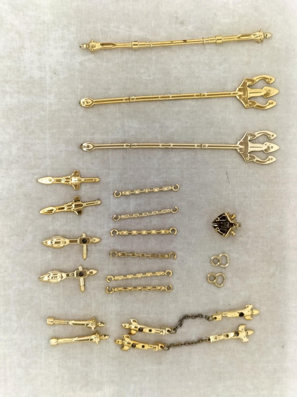 バンダイ(BANDAI)|聖闘士星矢 フィギュア|【ハードオフ公式通販】オフ