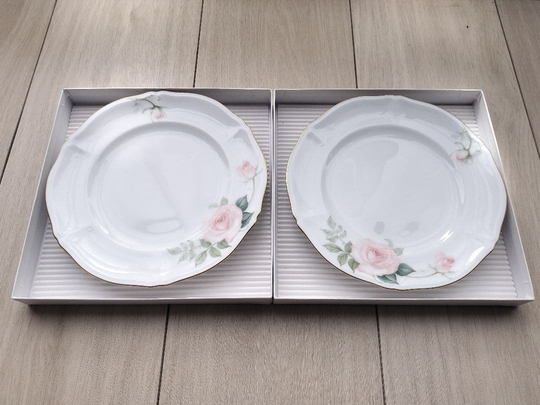 大倉陶園・オークラチャイナ　大皿20cm ケーキ皿　新品未使用 2026年最新】大倉陶園 オークラ、チャイナの人気アイテム - メルカリ