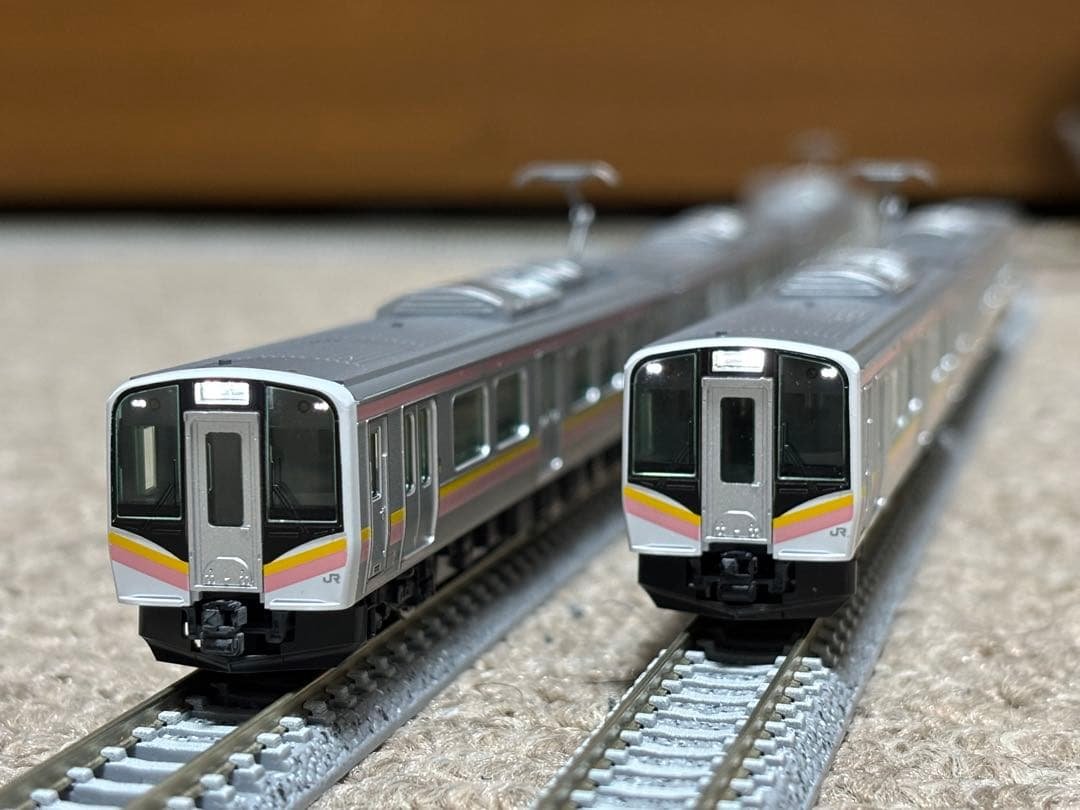 TOMIX 【98474】 【98475】 JR E129系電車6両セット JR E129-0系電車セット｜製品情報｜製品検索｜鉄道模型 トミックス