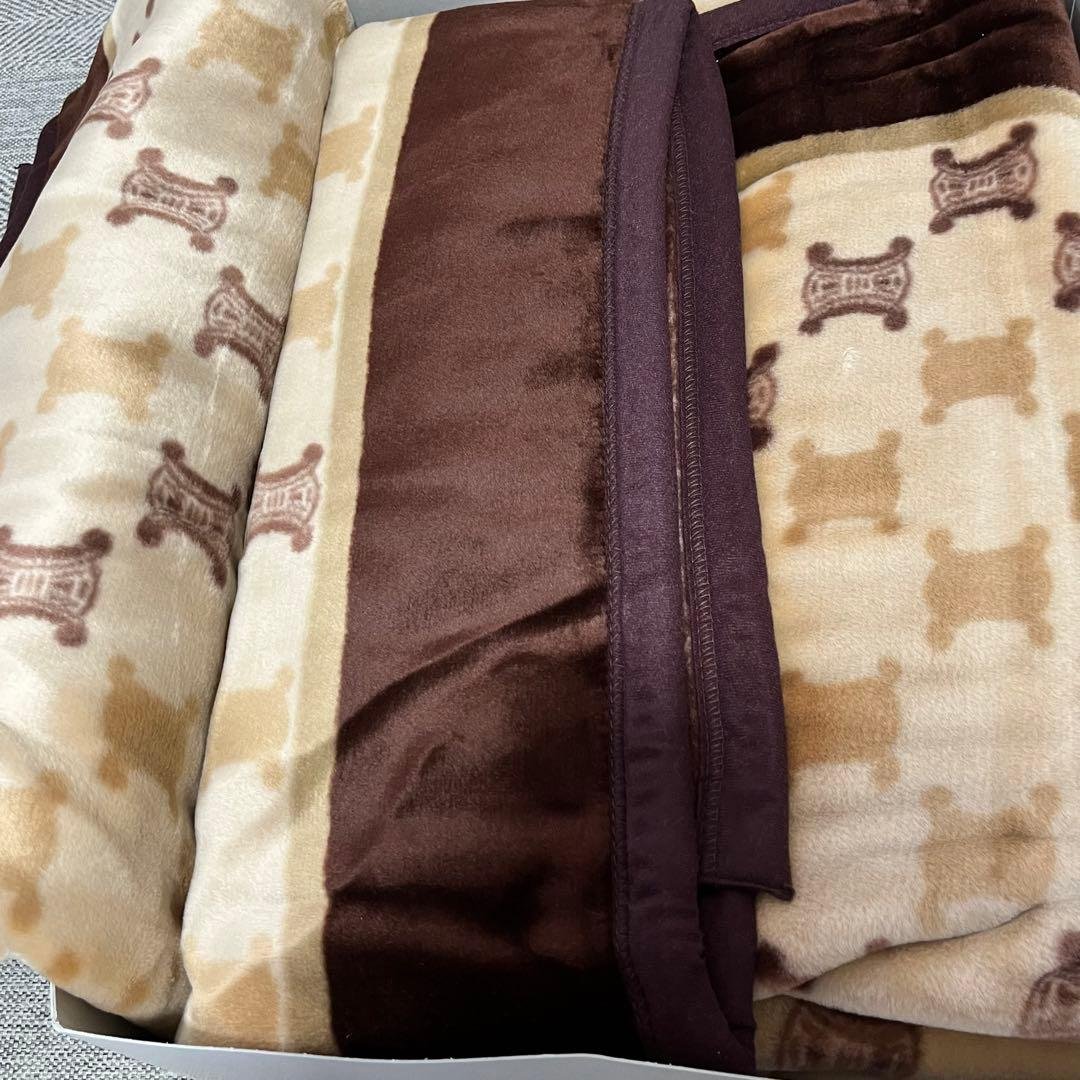 未使用タグ付き CELINE セリーヌ アクリルニューマイヤー毛布 ブラウン